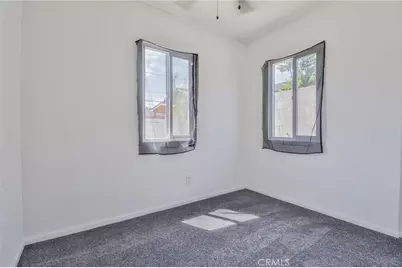 8511 Maie, Los Angeles, CA 90001 - Photo 25