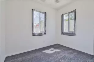 8511 Maie, Los Angeles, CA 90001 - Photo 25