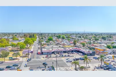 8511 Maie, Los Angeles, CA 90001 - Photo 37