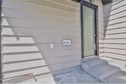 8511 Maie, Los Angeles, CA 90001 - Photo 23
