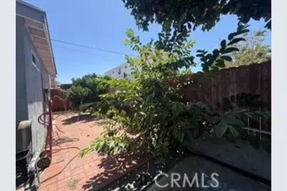 336 W 45th Street, Los Angeles, CA 90037 - Photo 5