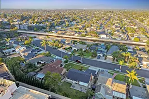 20431 7 Seas Ln, Huntington Beach, CA 92646 - Photo 25