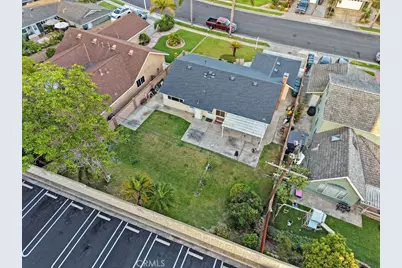 20431 Seven Seas Lane, Huntington Beach, CA 92646 - Photo 23