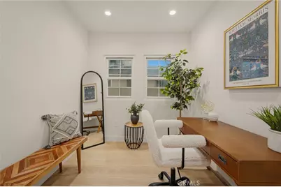 1111 W 98th Street, Los Angeles, CA 90044 - Photo 19
