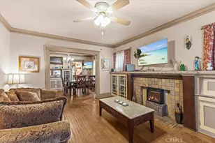 1119 W 84th Pl, Los Angeles, CA 90044 - Photo 7