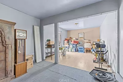 1119 W 84th Place, Los Angeles, CA 90044 - Photo 29