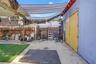 1701 E 3rd St, Los Angeles, CA 90033 - Photo 43