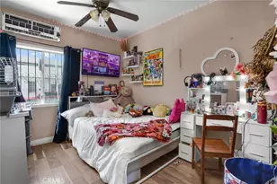 1701 E 3rd St, Los Angeles, CA 90033 - Photo 37