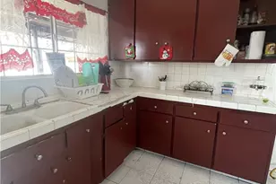 1142 E 64th, Los Angeles, CA 90001 - Photo 3