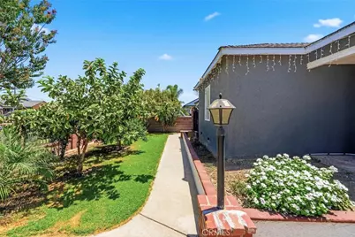 2526 E 220th, Carson, CA 90810 - Photo 45