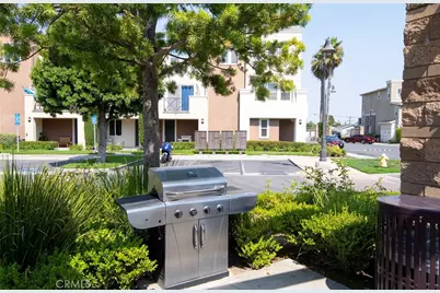 500 N Willowbrook Avenue #F1, Compton, CA 90220 - Photo 25