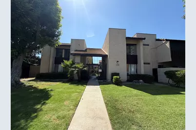 15351 Orange Ave #8, Paramount, CA 90723 - Photo 1