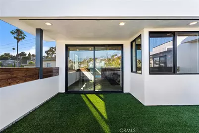 1734 Redesdale Avenue, Los Angeles, CA 90026 - Photo 17