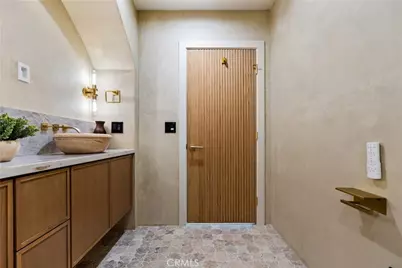 1734 Redesdale Avenue, Los Angeles, CA 90026 - Photo 25