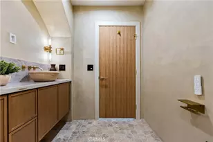 1734 Redesdale Ave, Los Angeles, CA 90026 - Photo 25