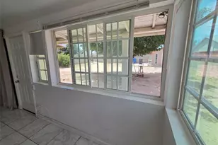1510 E Ave R, Palmdale, CA 93550 - Photo 15