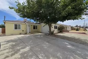 1510 E Ave R, Palmdale, CA 93550 - Photo 1