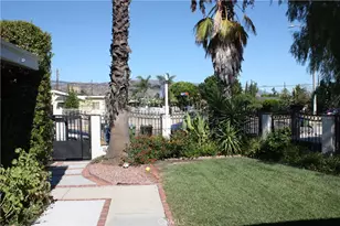 7827 Bakman, Los Angeles, CA 91352 - Photo 23