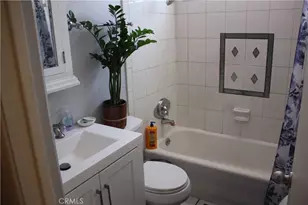 7827 Bakman, Los Angeles, CA 91352 - Photo 13