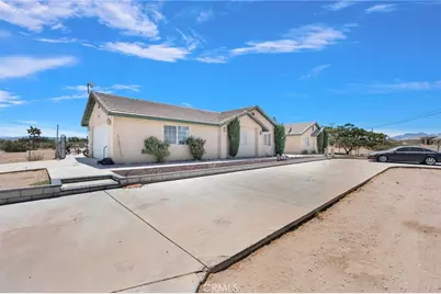 10439 Mesa, Oak Hills, CA 92344 - Photo 3
