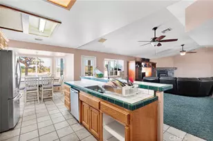 10439 Mesa, Oak Hills, CA 92344 - Photo 17