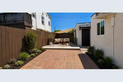 1558 W 105th, Los Angeles, CA 90047 - Photo 17