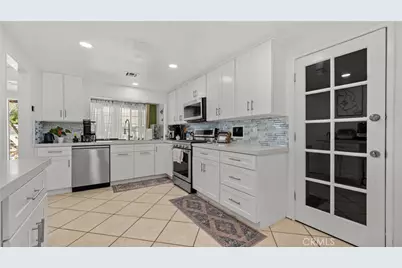 28140 Tambora, Canyon Country, CA 91351 - Photo 17