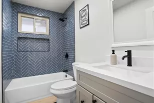 9643 Boxwood Ave, Fontana, CA 92335 - Photo 7