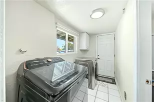 10930 Groveland Ave, Whittier, CA 90603 - Photo 27