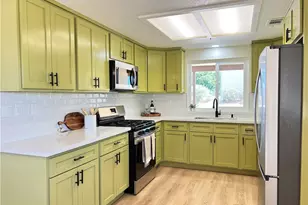 13377 Paramount Rd, Phelan, CA 92371 - Photo 3