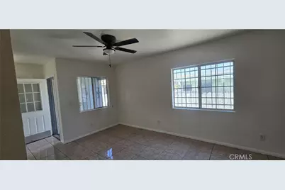 8416 Graham, Los Angeles, CA 90001 - Photo 3