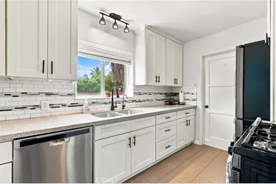 6381 Walnut, Long Beach, CA 90805 - Photo 13