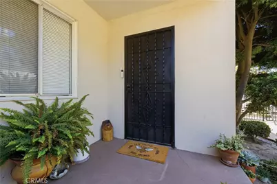 1327 E Appleton Street, Long Beach, CA 90802 - Photo 5