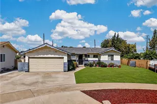 1126 N Center St, Orange, CA 92867 - Photo 33