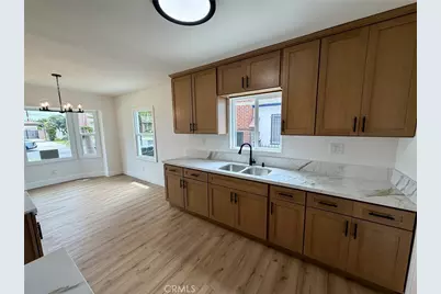 709 S Chester Avenue, Compton, CA 90221 - Photo 5