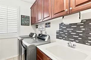 25018 Cinnabar Ct, Wildomar, CA 92595 - Photo 29