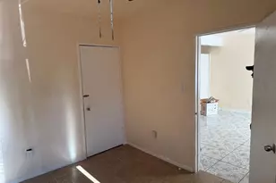 7828 Bell, Los Angeles, CA 90001 - Photo 9