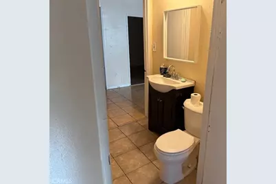7828 Bell, Los Angeles, CA 90001 - Photo 13