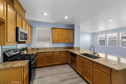 2330 S Via Esplanade #22, Ontario, CA 91762 - Photo 7