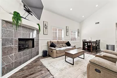 2414 Santa Ana Boulevard, Los Angeles, CA 90059 - Photo 3