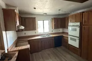 11030 Ailanthus, Phelan, CA 92371 - Photo 9