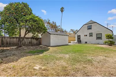 1707 W 65th Place, Los Angeles, CA 90047 - Photo 23