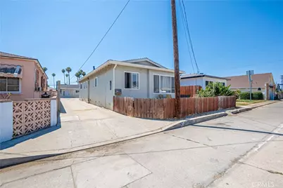 1627 Broad Avenue, Wilmington, CA 90744 - Photo 3
