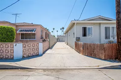 1627 Broad Avenue, Wilmington, CA 90744 - Photo 23