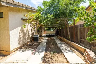 8526 Valley View Dr, Hesperia, CA 92344 - Photo 19
