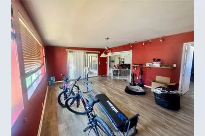 2390 Gloucester, Riverside, CA 92506 - Photo 19