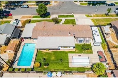 2390 Gloucester, Riverside, CA 92506 - Photo 39