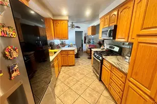 2390 Gloucester, Riverside, CA 92506 - Photo 9
