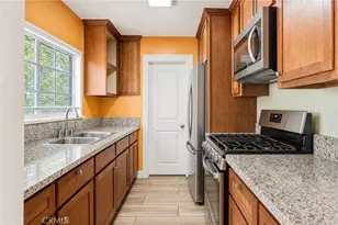 737 E 47th St, Los Angeles, CA 90011 - Photo 37