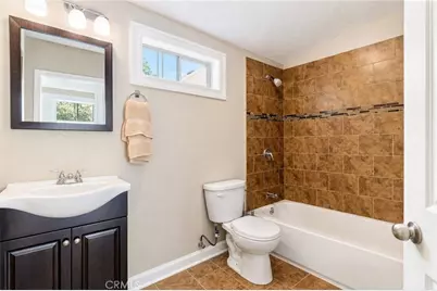 737 E 47th Street, Los Angeles, CA 90011 - Photo 29